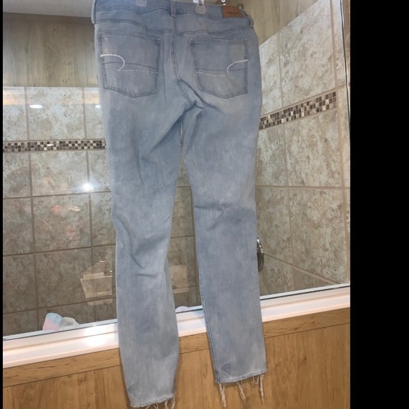 LIKE NEW SIZE 12 AMERICAN EAGLE JEGGING JEANS - Picture 2 of 5